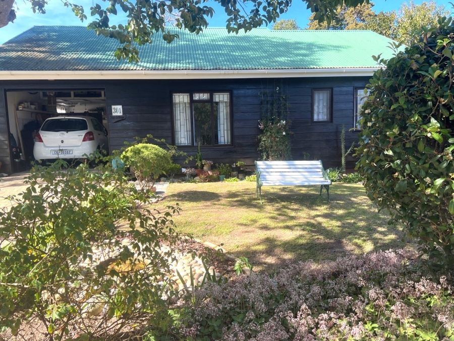 2 Bedroom Property for Sale in Harkerville A H Western Cape